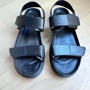 Vagabond Sandals Erin Black Leather Size 39 US 9